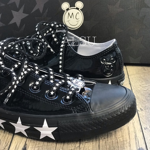 Converse&Miley Cyrus Ctas OX Black White Women - Picture 2 of 8